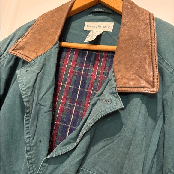 Banana Republic Barn Jacket with Tan Collar - Picture 5 of 6